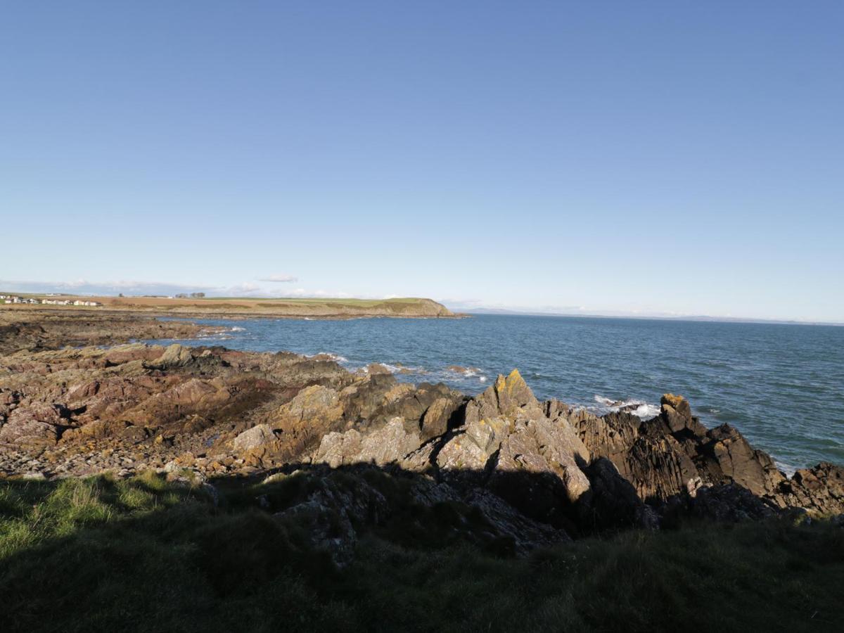 The Clamshell Apartment Isle of Whithorn ภายนอก รูปภาพ